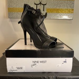 Nine West Fish Net Sandals